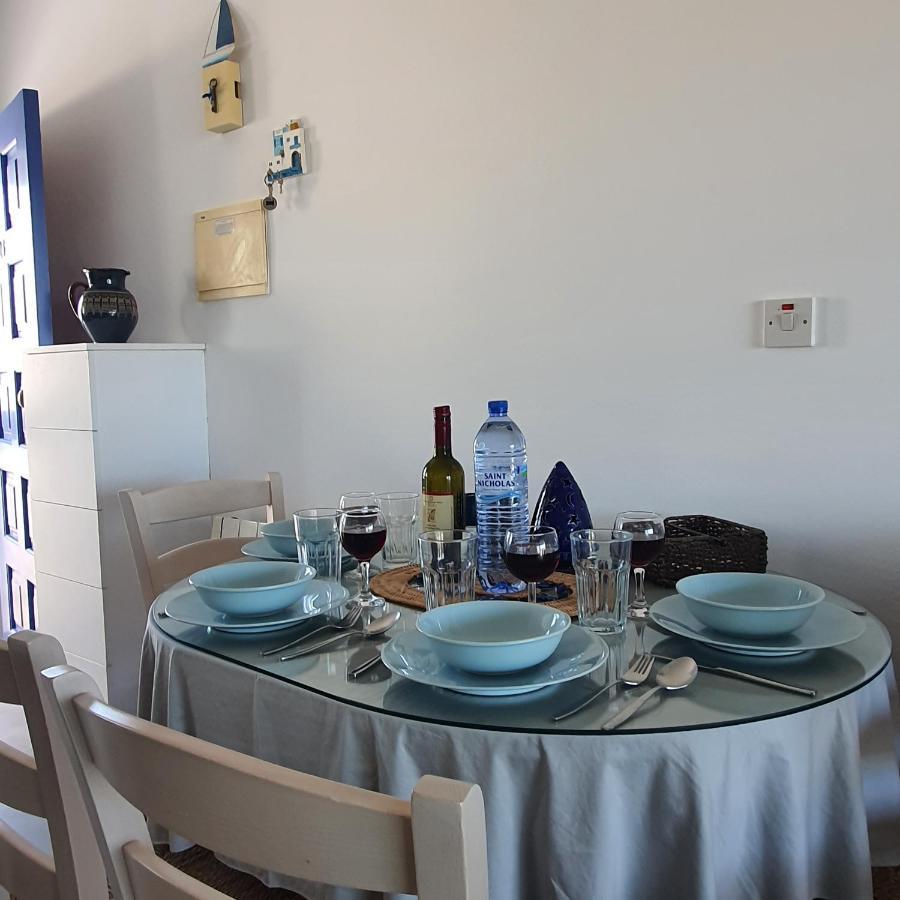 Latchi Ithaki, 2 Bedroom Penthouse Bagian luar foto