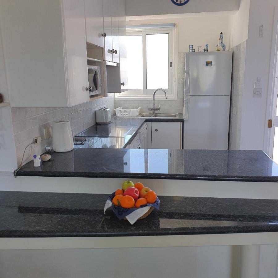 Latchi Ithaki, 2 Bedroom Penthouse Bagian luar foto
