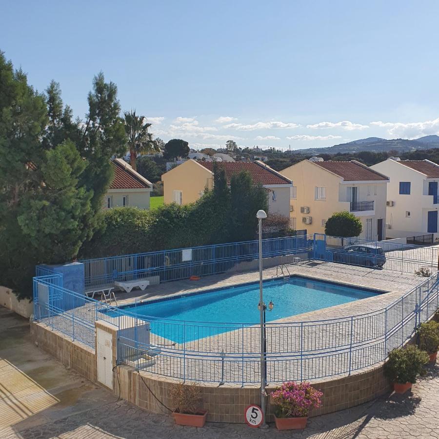 Latchi Ithaki, 2 Bedroom Penthouse Bagian luar foto