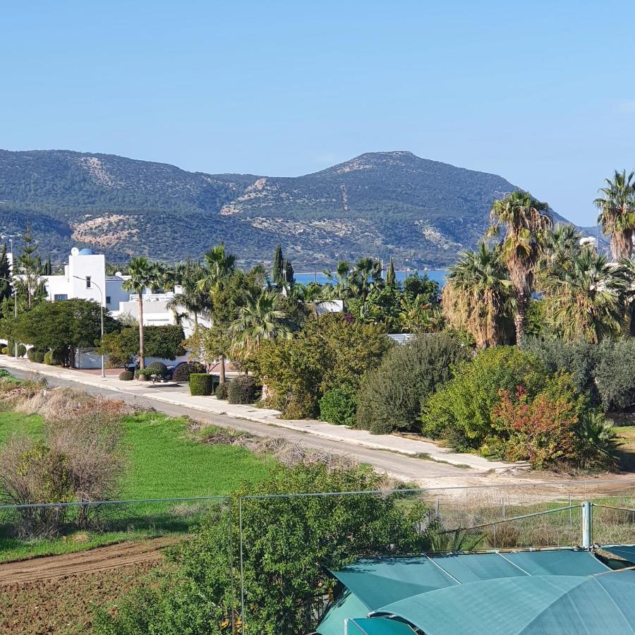 Latchi Ithaki, 2 Bedroom Penthouse Bagian luar foto