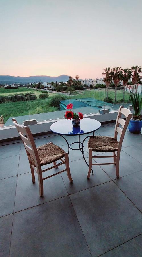 Latchi Ithaki, 2 Bedroom Penthouse Bagian luar foto